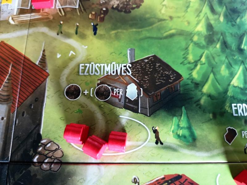 Ezüstműves.